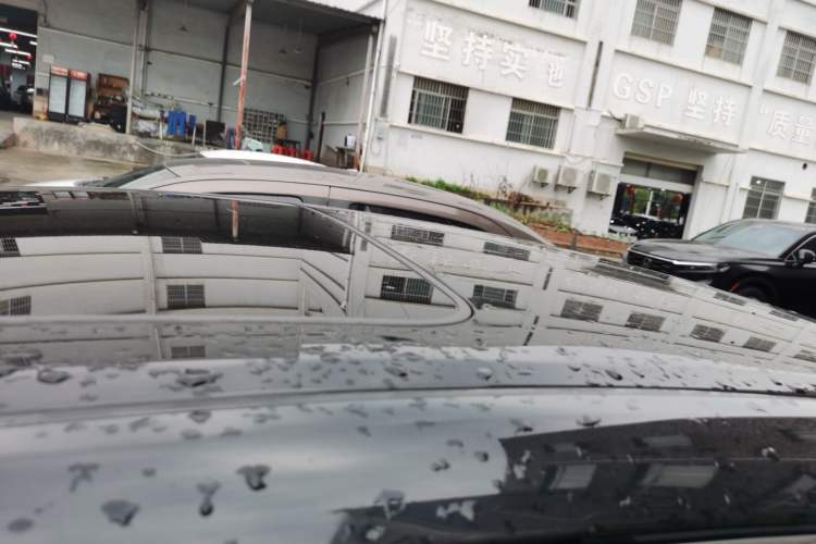 Used Toyota Reiz 2013 2.5V Elite Edition Roof