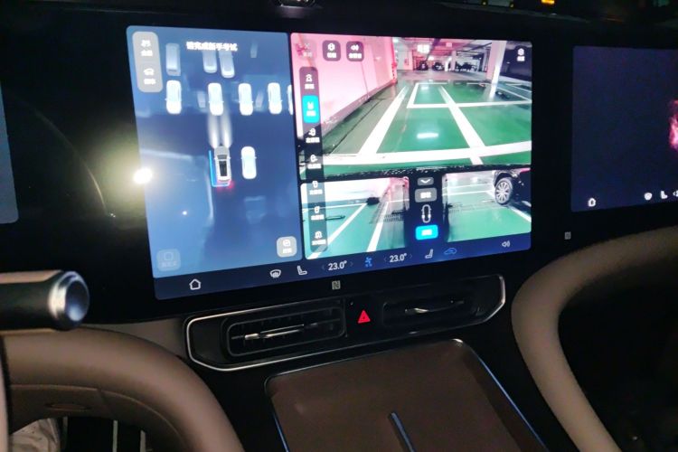 Used Hima AITO M9 2025 Extended-Range Ultra Version 52 kWh 6-Seater Audio And AC Panel