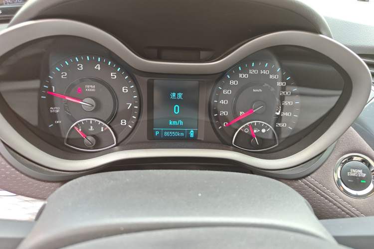 Used Chevrolet Malibu 2018 530T Automatic Luxury Edition Odometer Close Up