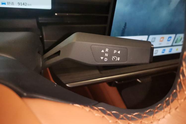 Used Dongfeng eπ eπ007 2025 Model Pure-Electric 565 All-Wheel-Drive Max Leading Edition Gear Lever