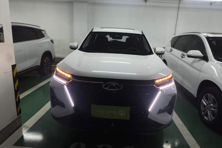 Used Chery Tiggo 8 PRO 2024 Champion Edition 290T Two-Wheel Drive Shining Version 5 Seats