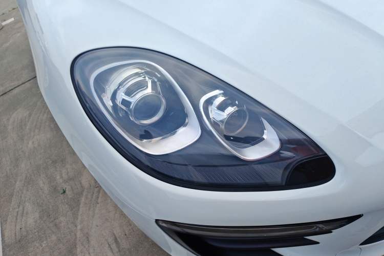 Used Porsche Macan 2014 Macan 2.0T
