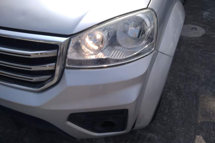 Used Great Wall Wingle 5 2017 2.0T European Version Diesel Two-Wheel Drive Advanced Large Double-Cab GW4D20E