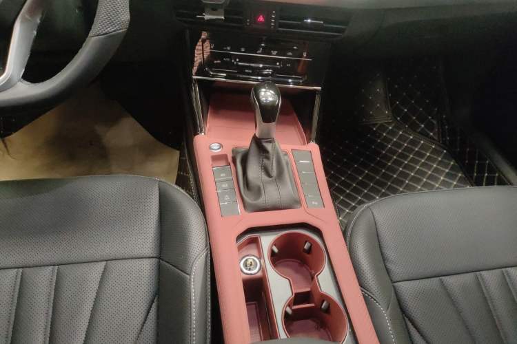 Used Volkswagen Passat 2025 Outstanding Model 330TSI Starry Elite Edition