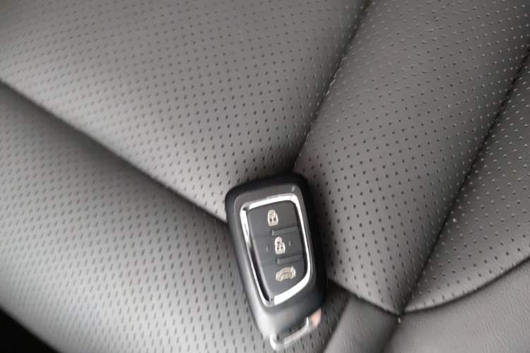 Used Dongfeng Aeolus AX7 2019 1.6T Automatic AI Navigation Model China V Standard Interior 1