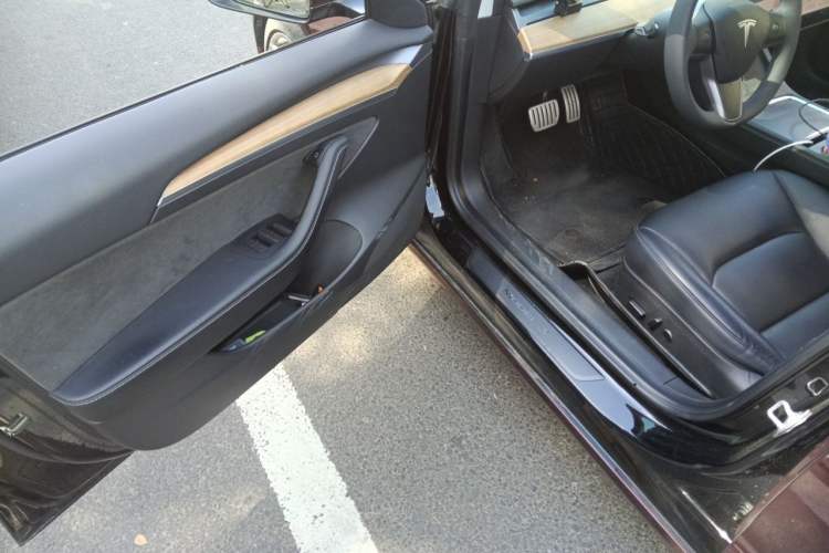 Used Tesla Model 3 2022 Performance High-Performance All-Wheel-Drive Version
