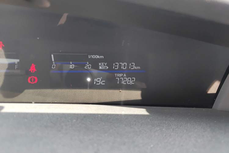 Used Honda Jade 2014 1.8L CVT Luxury Edition 5 seats