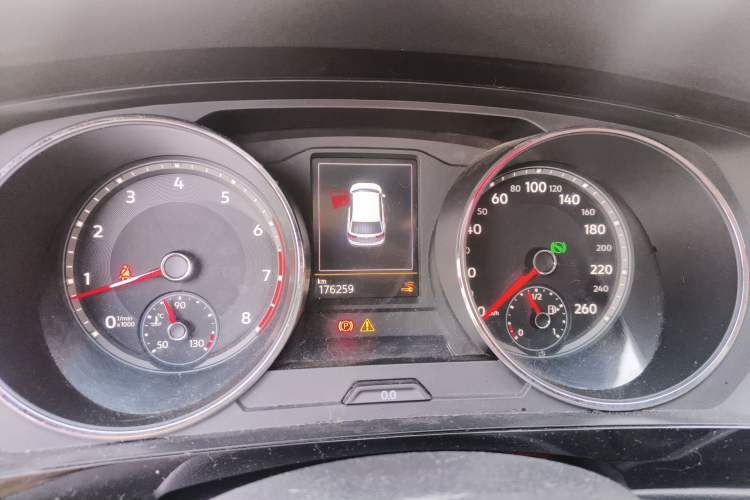 Used Volkswagen Tiguan L 2017 330TSI Automatic Two-Wheel Drive Luxury Edition Instrument Cluster