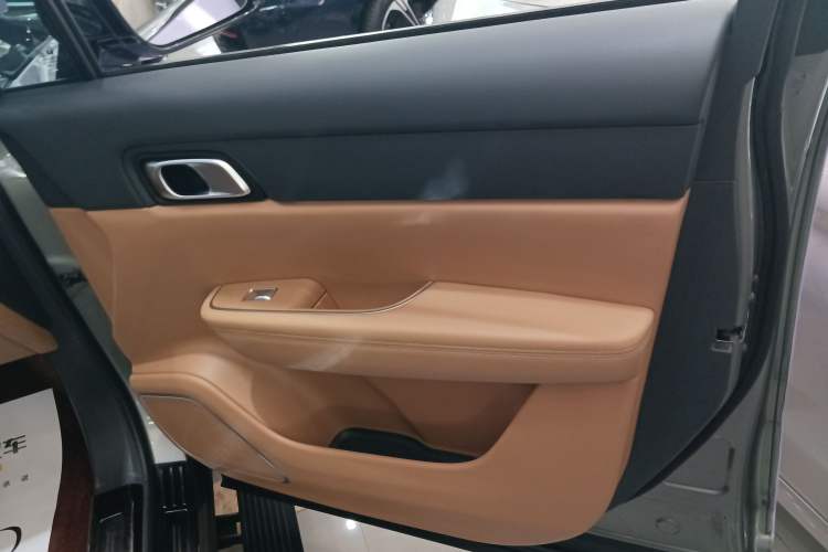 Used Li Auto ONE 2021 Extended-Range 6-Seater Version
