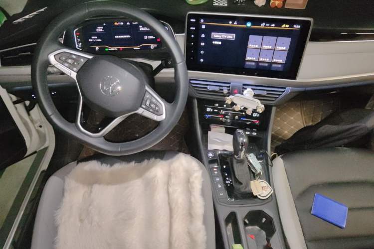 Used Volkswagen Bora 2023 300TSI DSG Prestige Edition