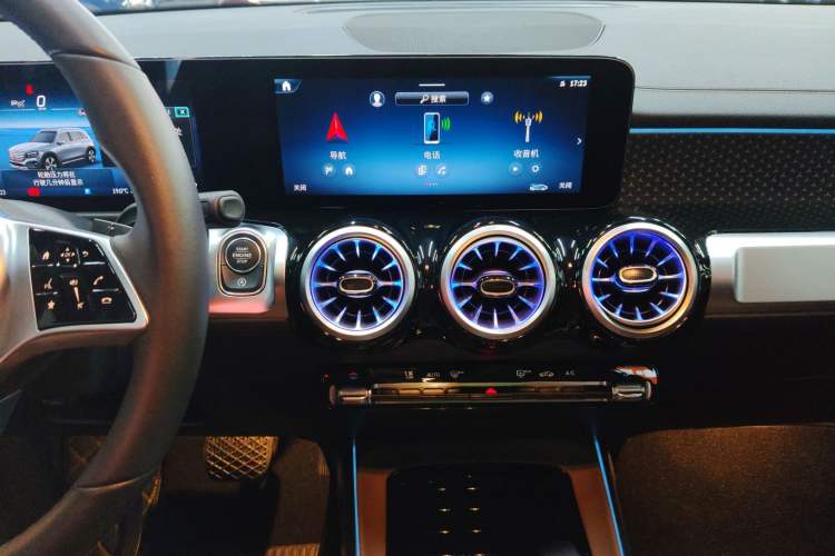 Used Mercedes-Benz GLB 2024 GLB 220 Fashion Model