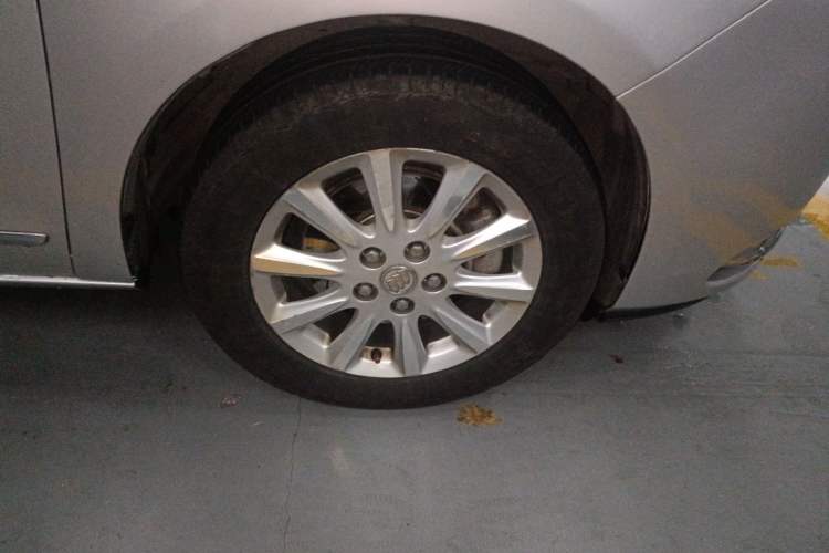 Used Buick GL8 2011 3.0L GT Luxury Business Haoya Edition
