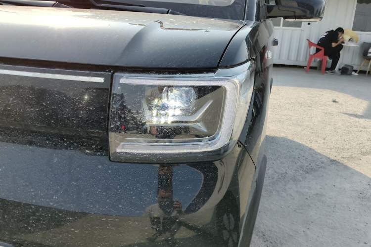 Used Wuling Hongguang MINIEV 2022 GAMEBOY 300km Play Edition Lithium Iron Phosphate
