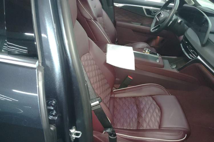 Used Cadillac CT6 2023 28T Platinum Edition
