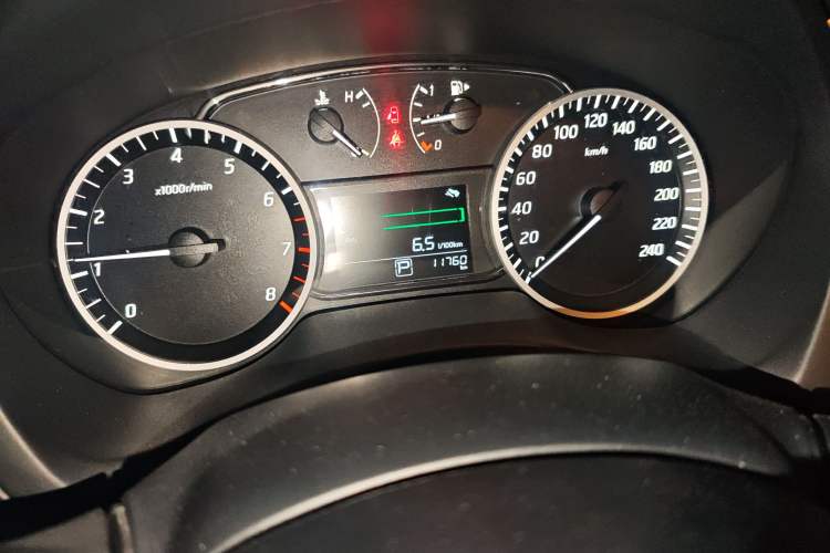 Used Nissan Sylphy 2024 Classic 1.6XE CVT Comfort Edition Odometer Close Up