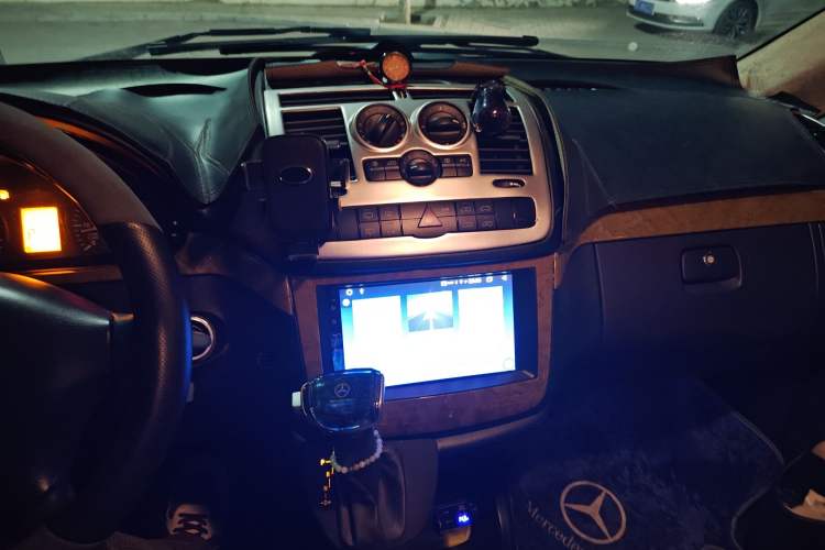 Used Mercedes-Benz Vito 2013 3.0L Elite Edition
