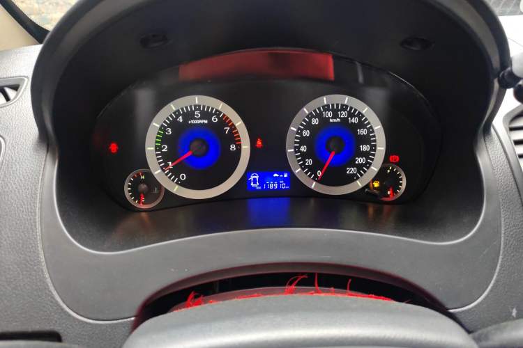 Used Geely Auto Diamond 2015 Sedan 1.5L Manual SuperDeluxe Model Instrument Cluster