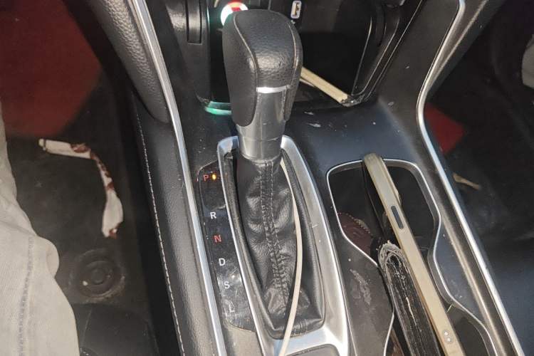 Used Honda Accord 2018 260TURBO Elite Edition China VI Gear Lever