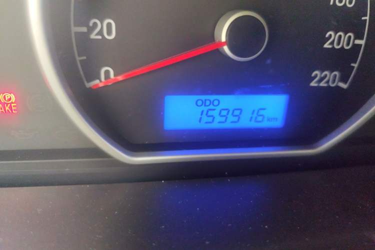 Used Hyundai Celesta 2011 1.6L Manual Comfort Edition