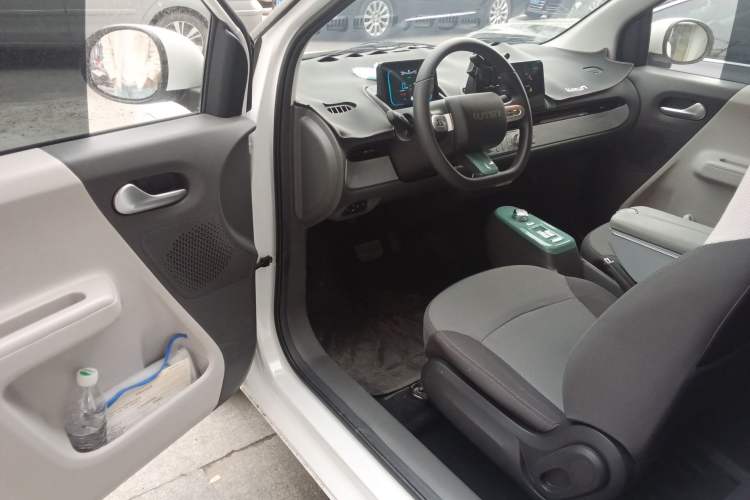 Used CHANGAN NEVO Lumin 2023 301km Honey Dew Edition Driver Seat