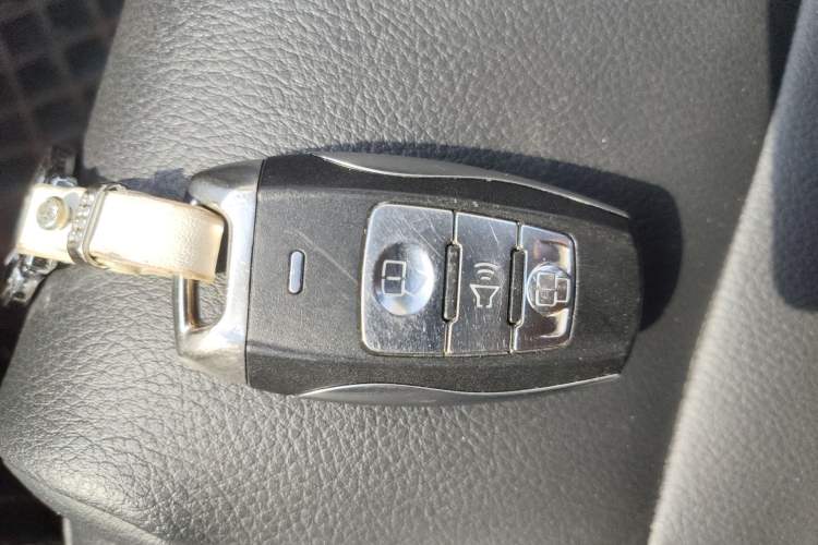 Used Haval H2 2014 1.5T Manual Two-Wheel Drive Prestige Edition Vehicle Key