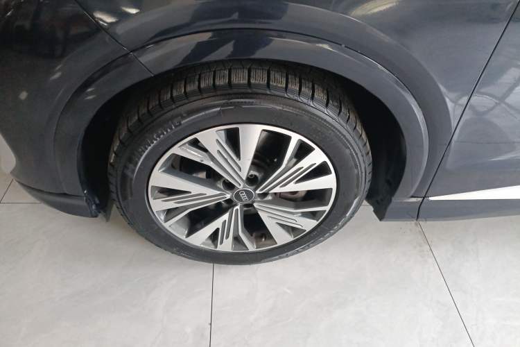 Used Audi Q4 e-tron 2022 40 e-tron Adventure Edition