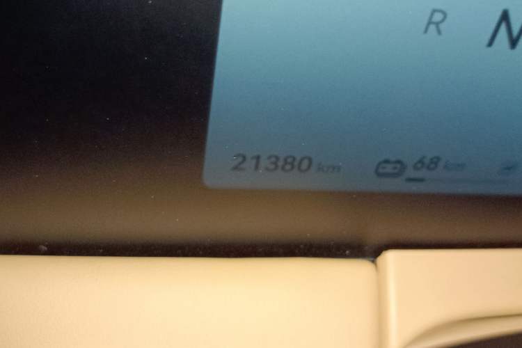 Used Leapmotor C11 2024 All-Electric 580 Luxury Edition Odometer Close Up