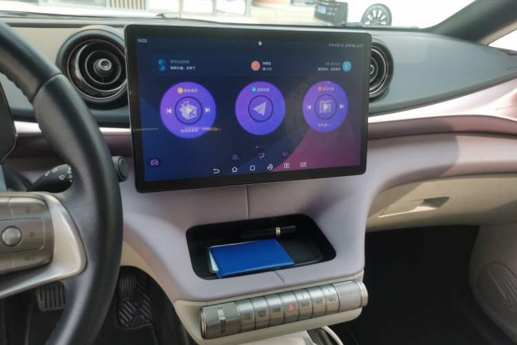 Used BYD Dolphin 2021 401km Knight Edition Audio And AC Panel