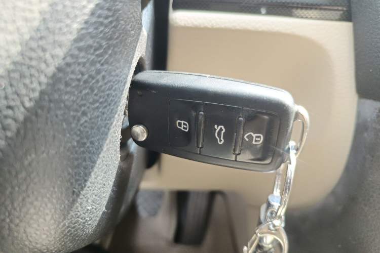 Used Volkswagen Golf 2012 1.6 Manual Comfort Edition
