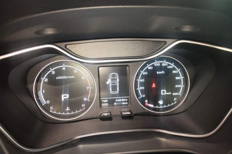 Used Geely Auto Vision X6 2016 1.3T CVT Flagship Model
