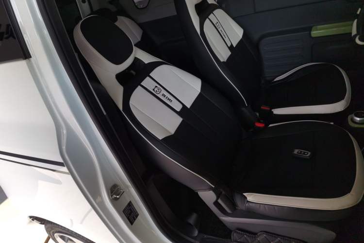 Used Geely Galaxy Panda 2023 Panda Mini New Year Edition Treasure Bear