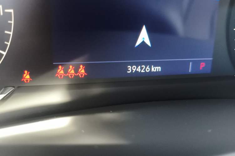 Used Cadillac XT4 2021 28T Two-Wheel Drive Leading Version
