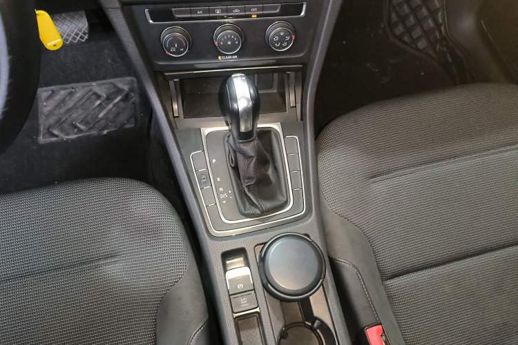 Used Volkswagen Golf 2018 230TSI Automatic Comfort Model
