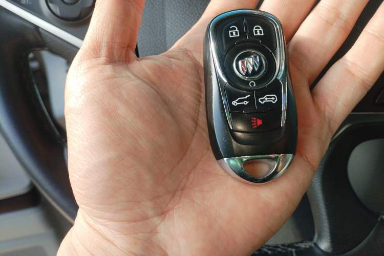 Used Buick GL8 2021 Land Cruiser Executive 652T Premium Model Interior 1