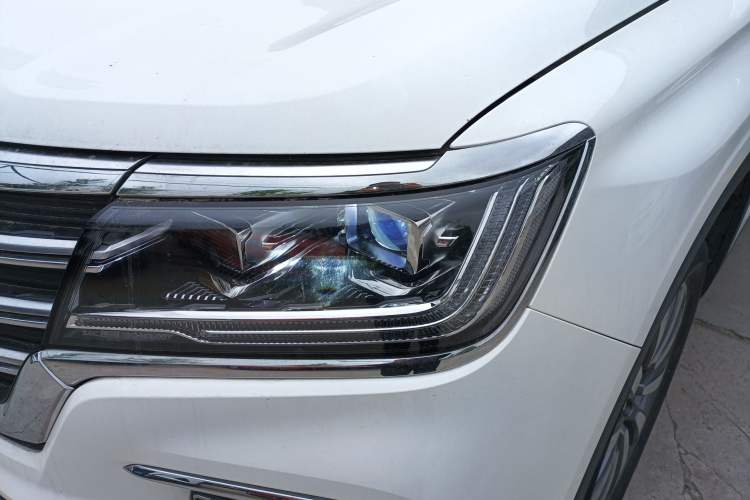 Used Roewe RX8 2019 30T Two-Wheel Drive Supreme Flagship Edition Left Front Headlight