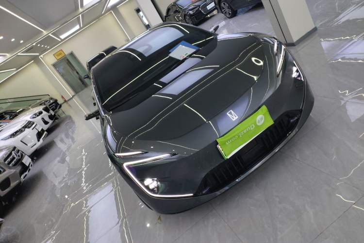 Used Avatr 12 2025 Updated Ultra All-Electric Four-Wheel Drive Exterior 1