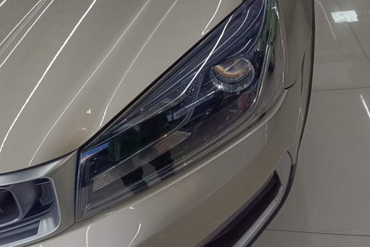 Used Geely Auto Vision S1 2018 1.5L CVT Fongchi Model Left Front Headlight