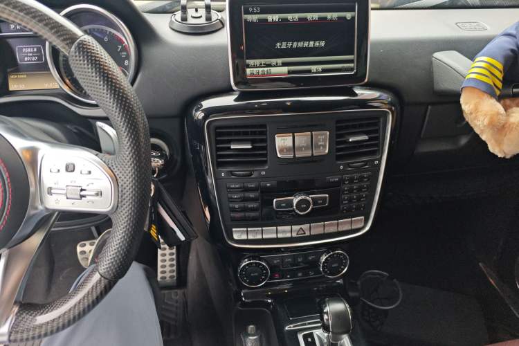 Used Mercedes-Benz G-Class 2013 G 500 Audio And AC Panel