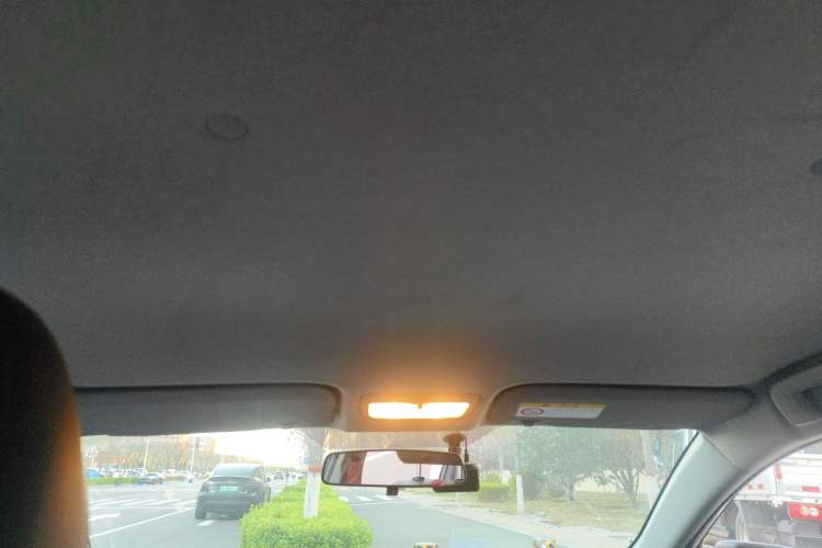 Used Toyota YARiS L Zhi Xuan 2020 X-Trail X 1.5L CVT Luxury Edition Headliner