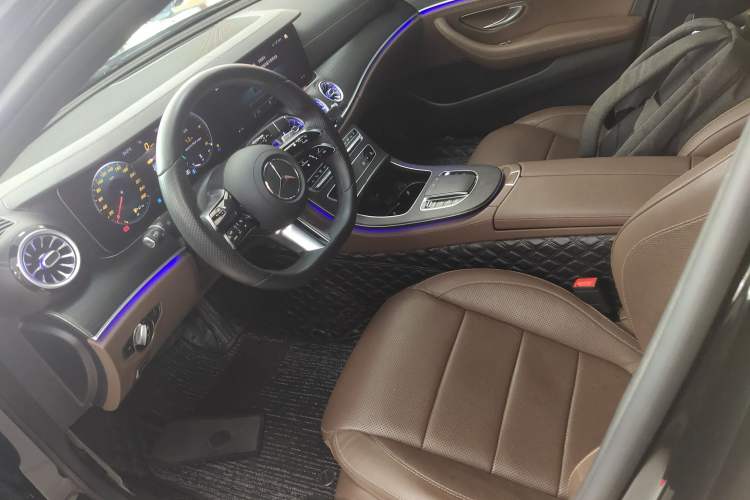 Used Mercedes-Benz E-Class 2021 Restyled E 300 L Sport Luxury Edition Left Front Seat