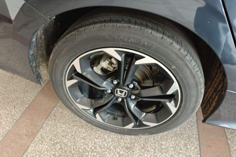 Used Honda Civic 2022 240TURBO CVT Dynamic Edition Right Rear Wheel Hub