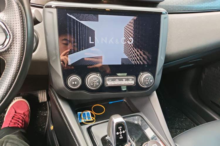 Used Lynk & Co 03 2022 1.5TD DCT JingPlus Audio And AC Panel
