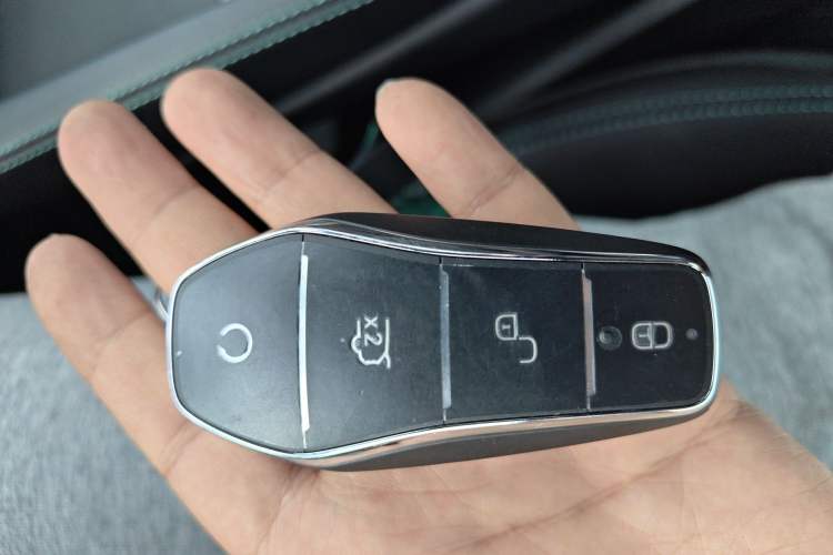 Used BYD Seal 06 New Energy 2024 DM-i 80KM Prestige Model Vehicle Key