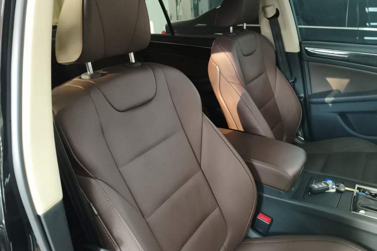 Used Hongqi H7 2019 2.0T Elite Edition
