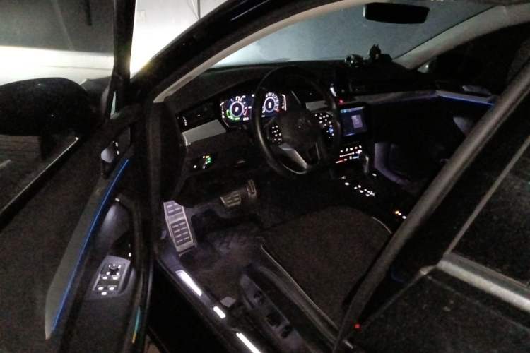 Used Volkswagen Magotan GTE Plug-in Hybrid 2022 GTE Luxury Model
