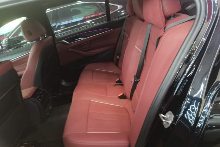 Used BMW 5 Series 2023 530Li Leading Model M Sport Package Left Rear Seat