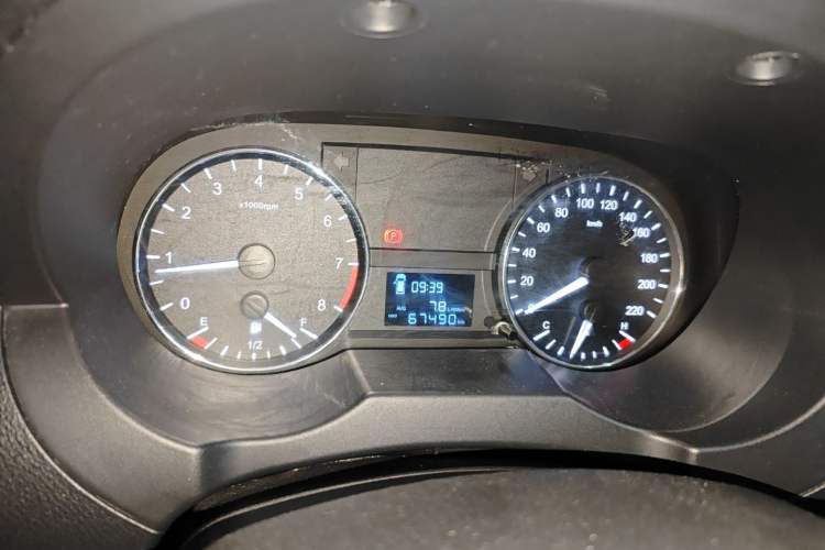 Used JAC Refine M3 2018 IKEA Edition 1.6L Luxury Smart Model
