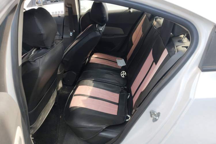 Used Chevrolet Cruze 2012 1.8L SE AT Left Rear Seat