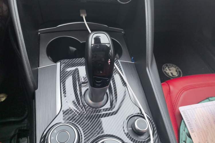 Used Alfa Romeo Giulia 2017 2.0T 280HP Luxury Edition