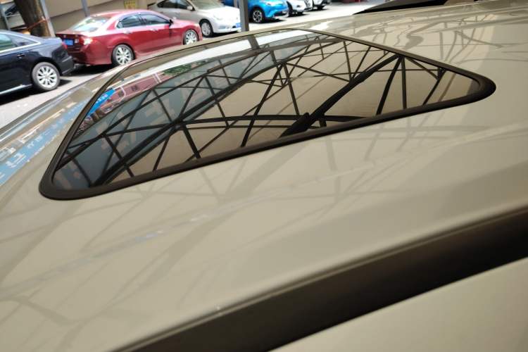 Used Toyota SIENNA 2021 2.5L Hybrid Comfort Edition Roof